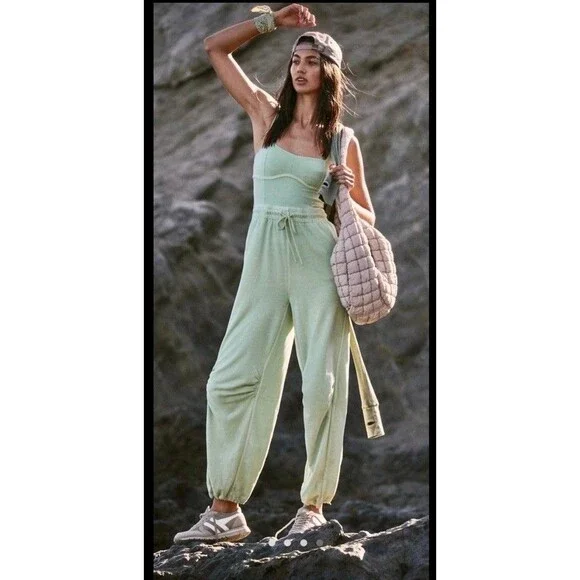 Free People Movement Inbound Set Color Moss Size Small NWT - Picture 2 of 5